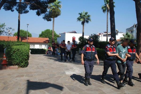Aydın'da 2 ilçedeki uyuşturucu operasyonunda 6 tutuklama