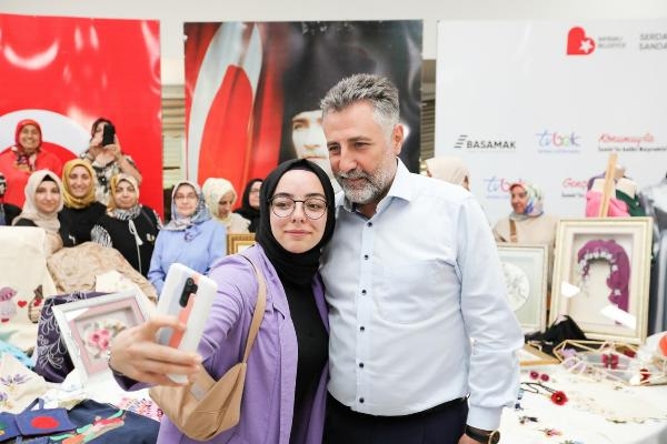 Bayraklı'da 100 kadın sosyal ve ekonomik olarak güçlendirilecek