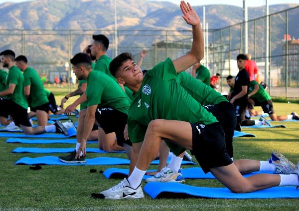 Bornova FK işbaşı yaptı