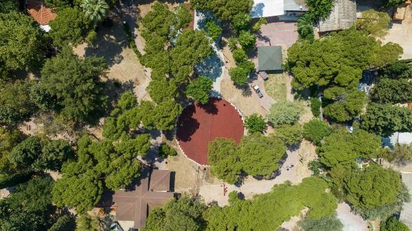 Buca Belediyesi ekipleri Şirinyer Parkı'nı yeniliyor