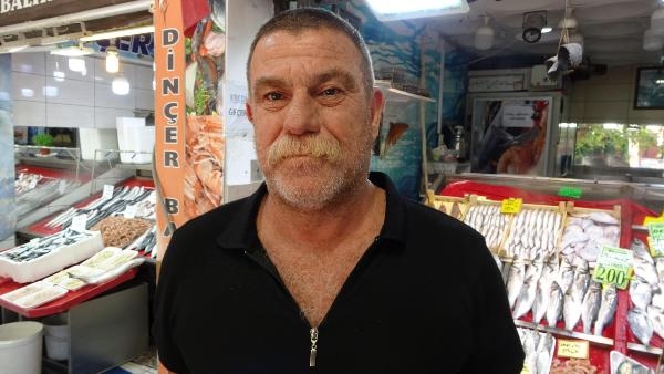Çanakkale'de 'mangal söndüren' sardalya tezgahlarda