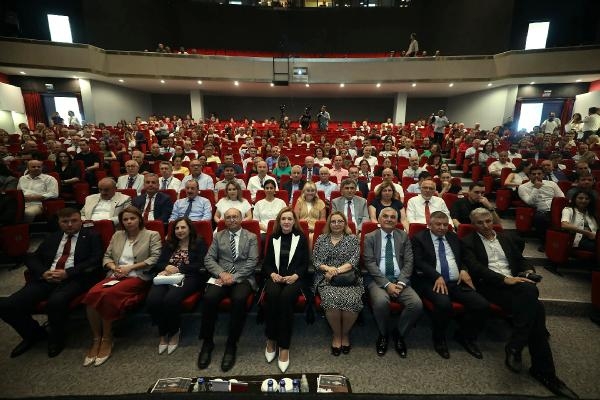 Dokuz Eylül Rektörü Hotar: 15 Temmuzu unutmadık, unutturmayacağız