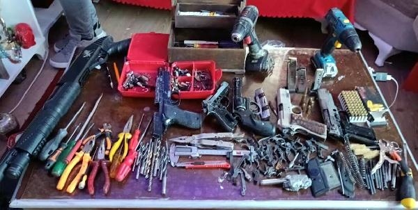 İzmir merkezli mafyaya operasyon