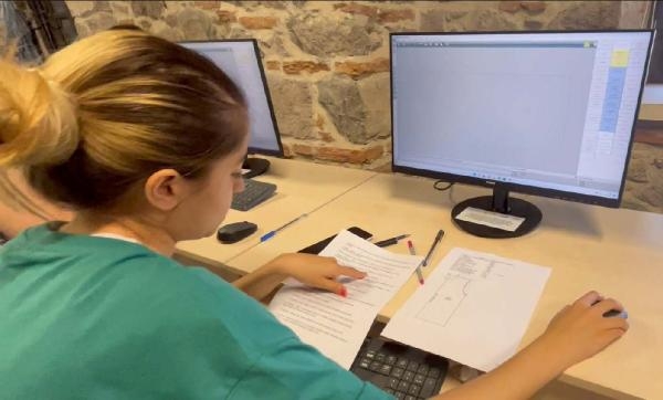 İzmir'de belediyenin Meslek Fabrikası ile gençlerin yıldızı parlıyor