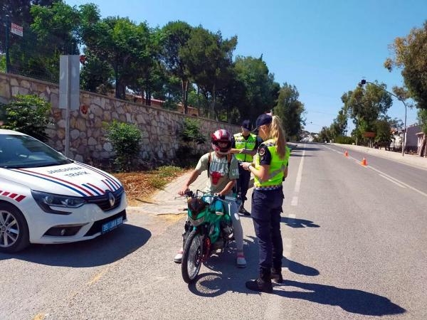 İzmir'de trafikte 1 haftada 5 milyon lira ceza