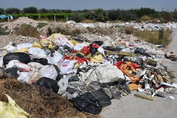İzmir'in içme suyuna çöp ve moloz döktüler
