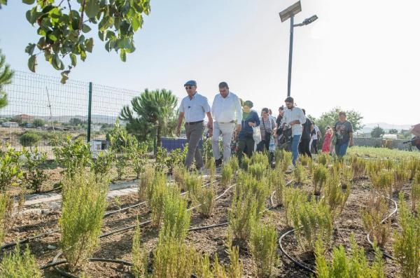 İzmir'in Kozmetik Köyü, Seferihisar Ulamış'ta törenle açıldı