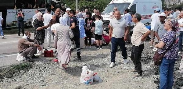 Köpek kazaya yol açtı: 1 ölü, 7 yaralı