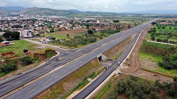 Koştu: Bergama'ya kağıt üzerinde değil, gerçek hizmet ediyoruz