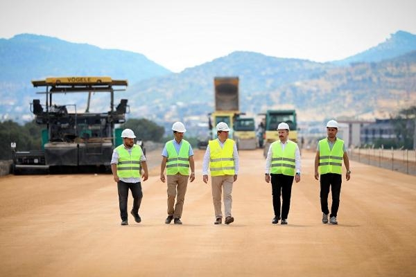 Koştu: Bergama'ya kağıt üzerinde değil, gerçek hizmet ediyoruz