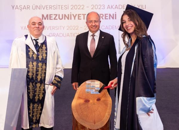 Mühendis aileden çıkan başarılı müzisyen
