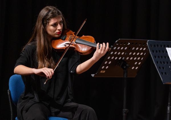 Mühendis aileden çıkan başarılı müzisyen