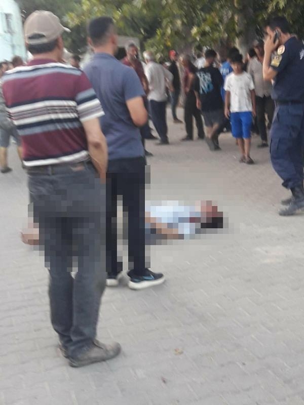 Sokakta silahlı çatışma: 2 ölü