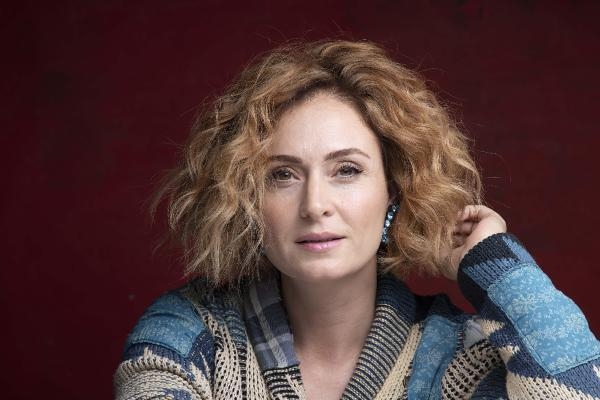 Ünlü oyuncu çift, Ödemiş'te boşandı