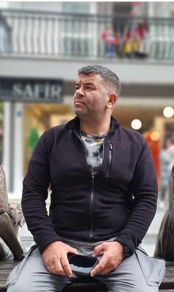 Ünlü oyuncu çift, Ödemiş'te boşandı