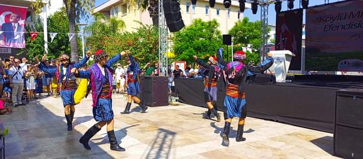 Urla'da bağ bozumu zamanı