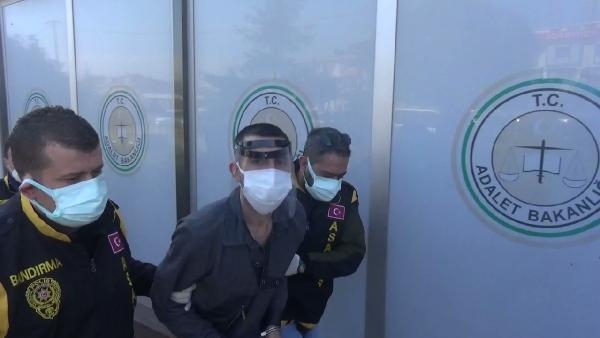 97 kez bıçakladı, avukatı deli raporu istedi