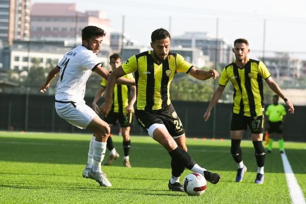 Aliağa FK'dan gollü prova