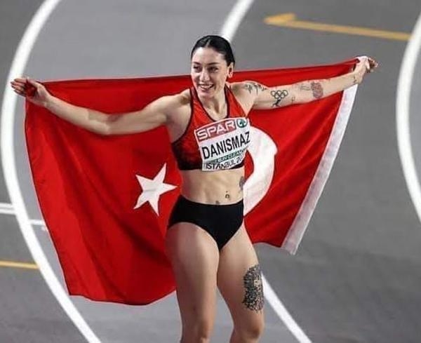 Aydın'ın gururu Tuğba Danışmaz