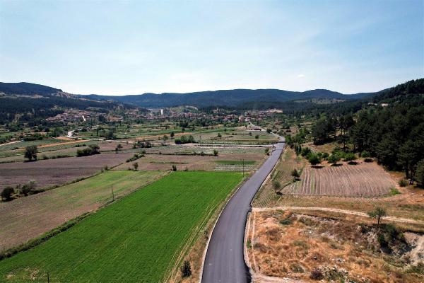 Balıkesir Büyükşehir Belediyesi'nden Sındırgı'ya asfalt  