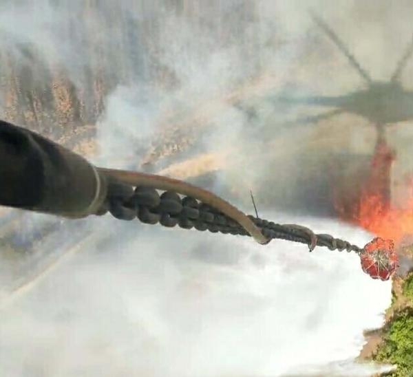 Balıkesir'deki yangını 6 uçak, 2 helikopter söndürdü