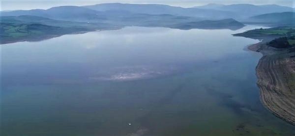 Baraj kuruyor! Eski kara yolu ortaya çıktı