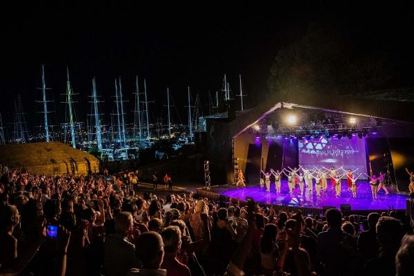 Bodrum Bale Festivali'nde Hint dansları rüzgarı