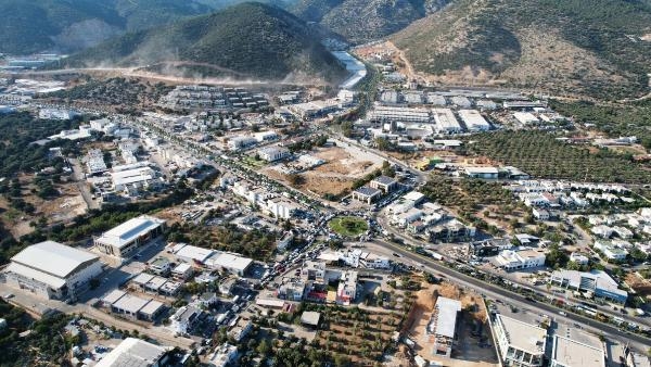 Bodrum'da trafik durma noktasına geldi