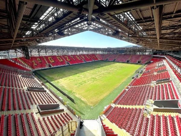 Göztepe, ilk maçını Akhisar'da oynayacak