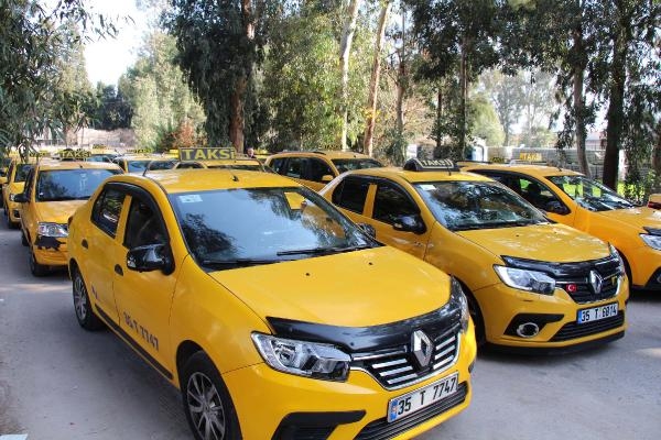 İzmir'de taksilerin taksimetre ayarında online dönem başlıyor