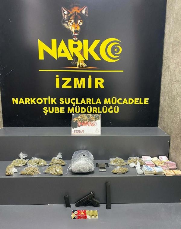 İzmir'de uyuşturucu baskınları: 37 kişi tutuklandı