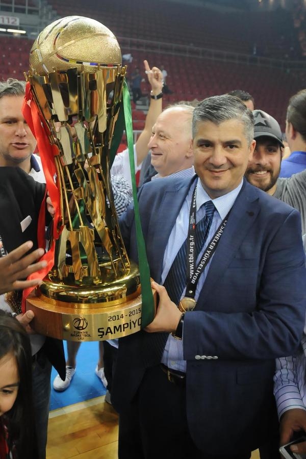 Karşıyaka'da Ergüllü liste hazırlıyor