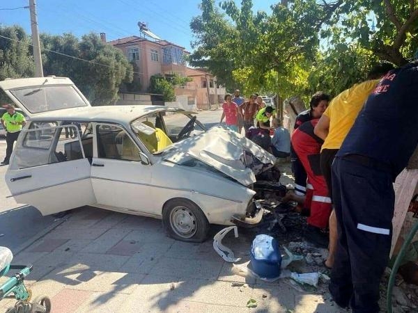 Otomobilin çarpmasıyla kopan bacağı yerine dikilemedi
