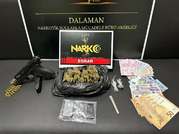 Peynir tenekesinden 1.7 kilo esrar çıktı