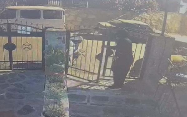 Restoran sahibine dambıl barı ile saldırı