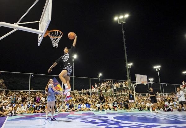 Sokak basketbolunun kalbi Karşıyaka'da attı