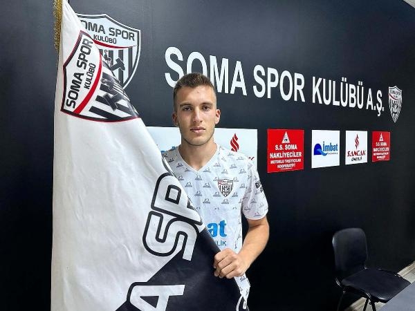 Somaspor'da iki imza