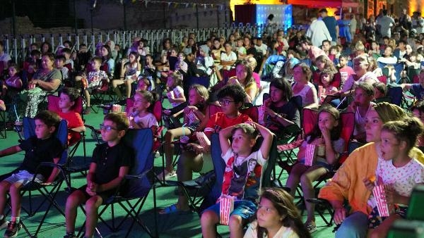 Türkan Şoray, Balıkesirlilerle buluştu