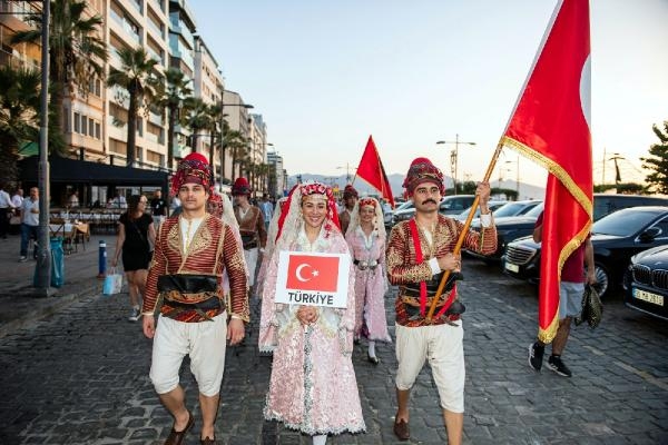 17'nci Balkanlılar Halk Dansları ve Kültür Festivali başladı