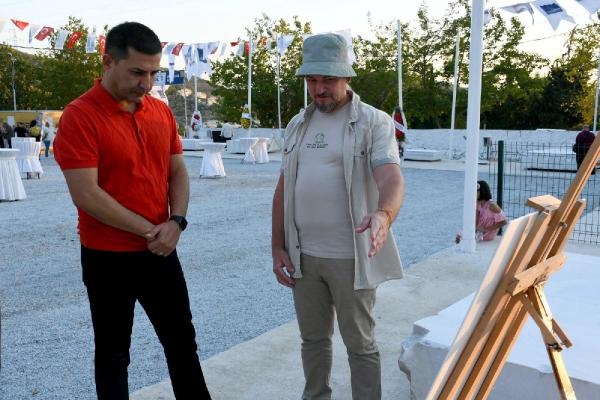 4. Uluslararası Kuşadası Neopolis Heykel Sempozyumu başladı