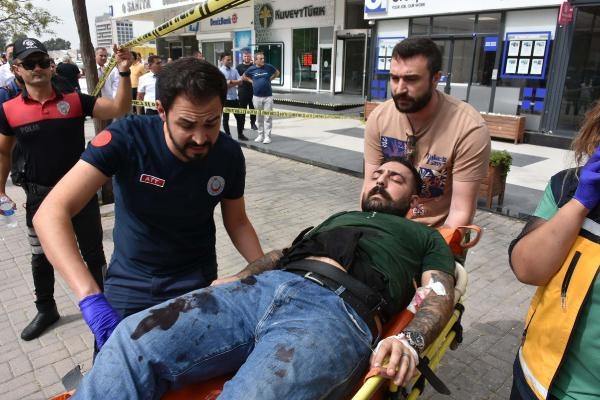 Adliye önündeki çatışmaya 21 gözaltı