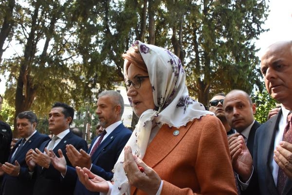 Akşener İzmir'de! Elif gibi dimdik olacağım