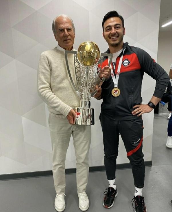 Altay'da favori Biçer