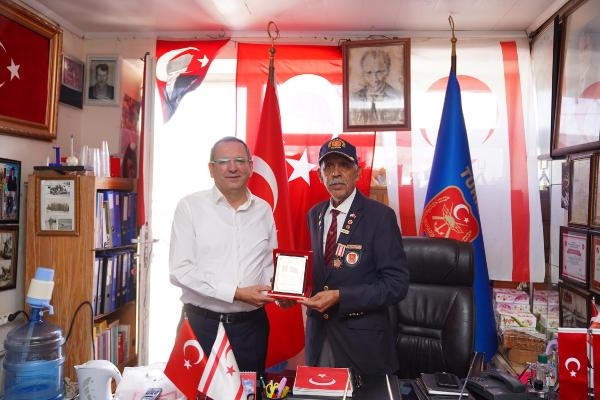 Ayvalık'ta gazilere daha geniş dernek binasına kavuştu