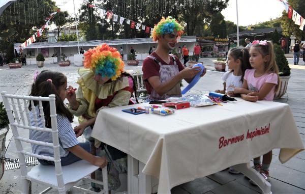 Belediyeden etkinlik! 4'üncü Bornova Kitap Günleri başladı