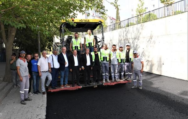 Bornova Belediye Başkanı İduğ, yol çalışmalarını inceledi