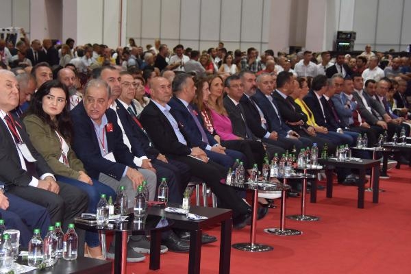 CHP'li Özgür Özel İzmir'de: Beni Süleyman Soylu susturamadı