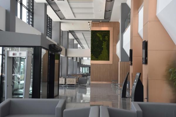 Ege'nin en büyük hastanesi açılış için gün sayıyor