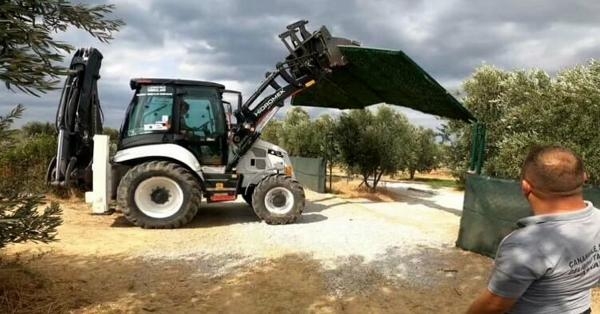 Gelibolu'da tarihi alandaki kaçak yapılar yıkıldı