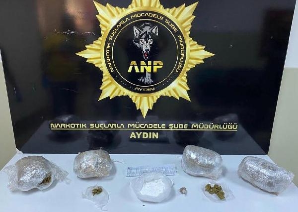 İki otomobille uyuşturucu sevkiyatı